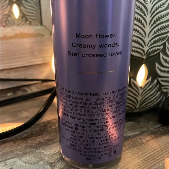 Victoria's Secret Midnight Bloom Fragrance Mist - Picture 7 of 8